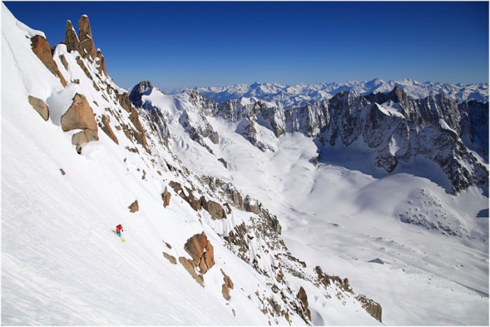 Skiing the Whymper couloir on the Aiguille Verte ©B.Dufour